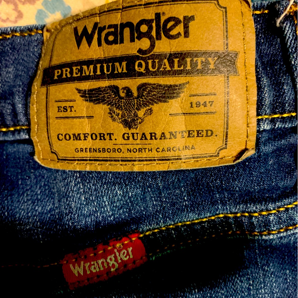 Womens wrangler jeans